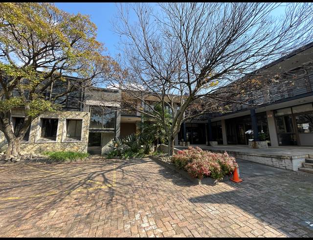 228M² OFFICE FOR SALE IN RIVONIA